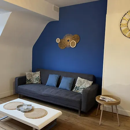 Au Cocon Bleu Apartment *